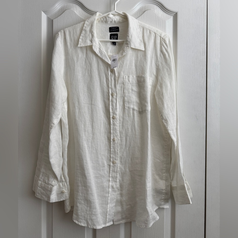 GAP Women's Button-Down Shirt in Off-White